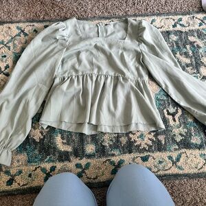 Poofy Sleeve Square neck green top